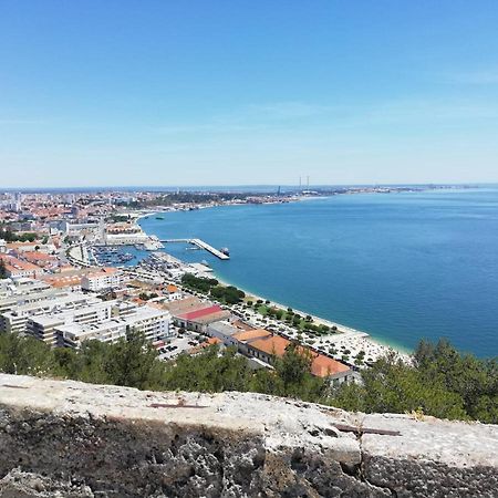 Beach Sea View Apartment Setúbal Esterno foto